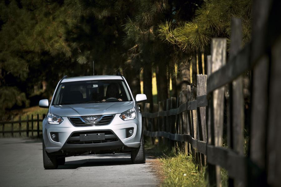  Chery Tiggo (T11) 2010 года  (фото 13 из 40)